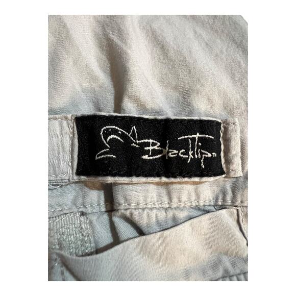Black Tip Big Catch Gray Fishing Shirt Men’s Large Pockets Gear Loops Chest 24” - Picture 7 of 9